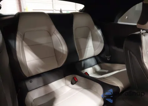 2024 Ford Mustang Ecoboost Premium из США, поврежденный, VIN 1FAGP8UHXR5127207